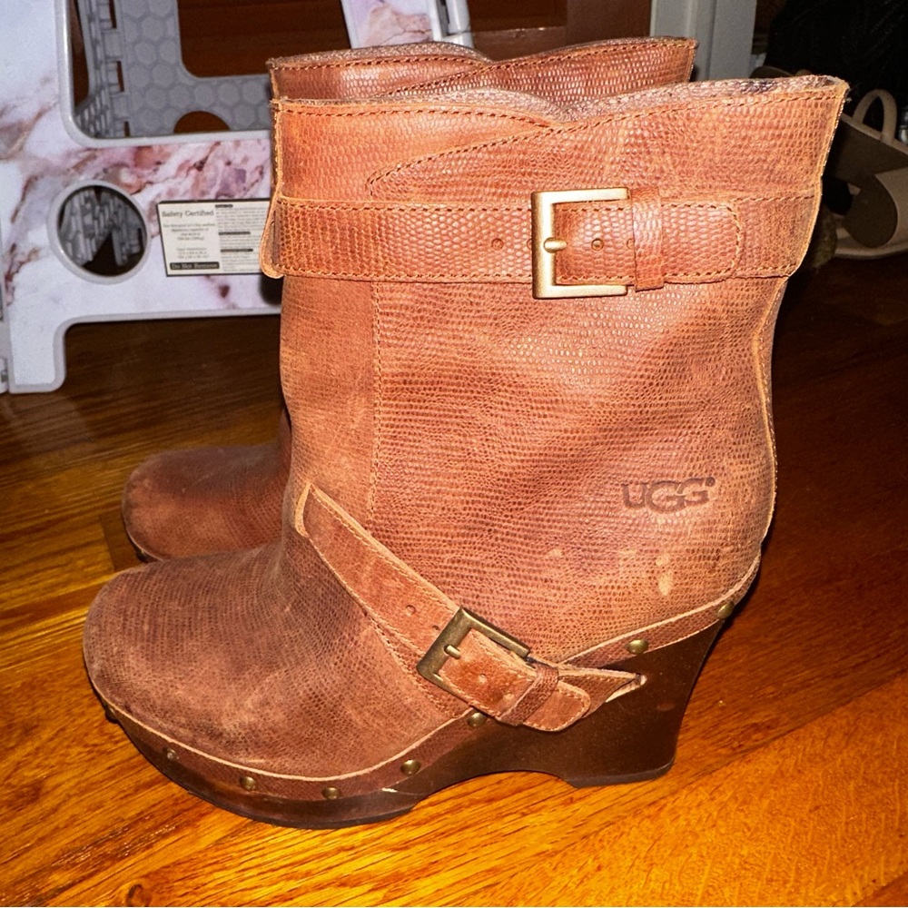 Leather Ugg boots